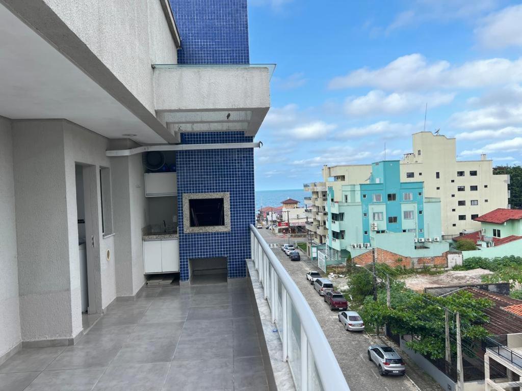 Ed Monaco, 150 Metros Da Praia De Bombas Bombinhas Luaran gambar