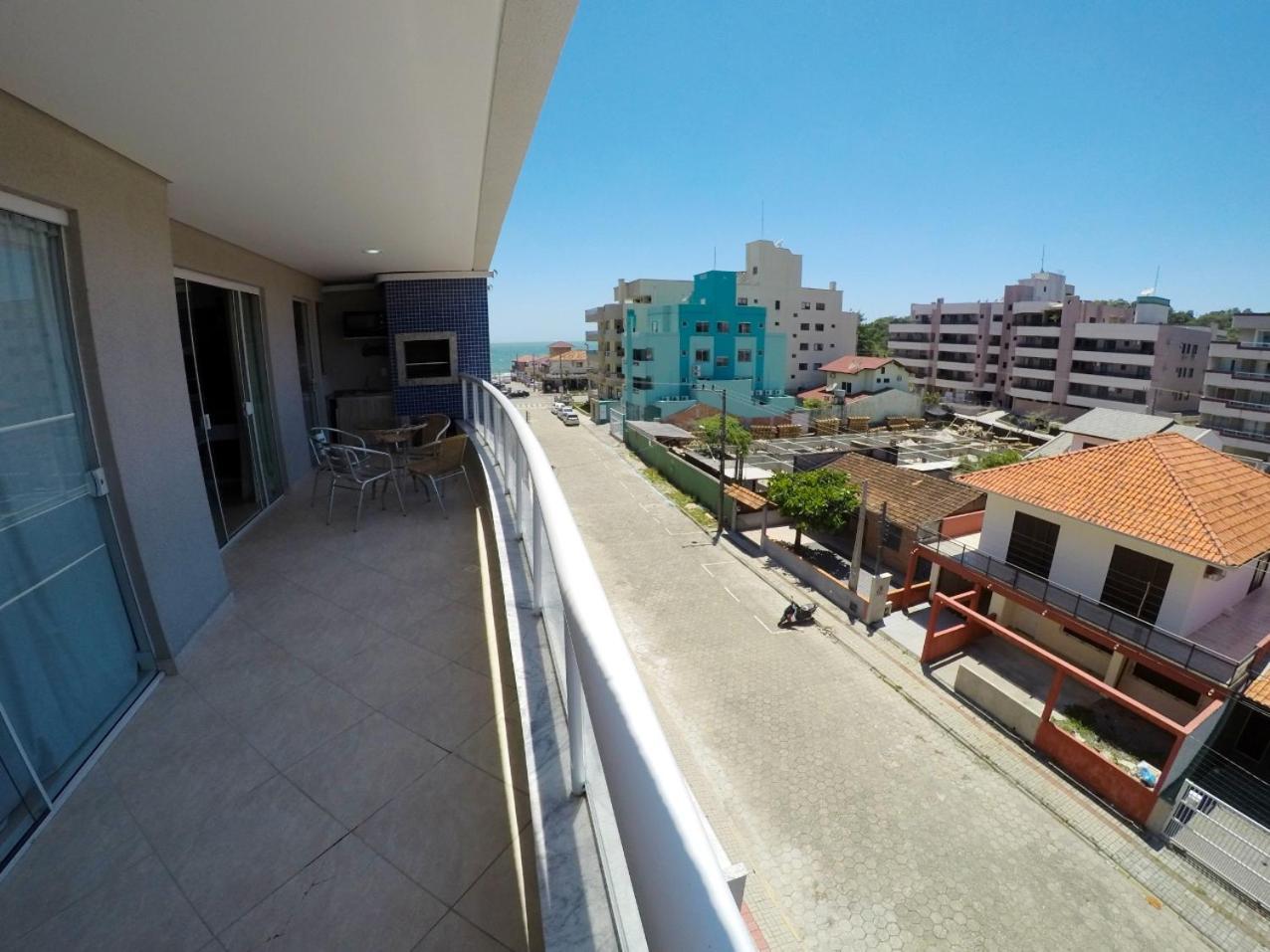 Ed Monaco, 150 Metros Da Praia De Bombas Bombinhas Luaran gambar